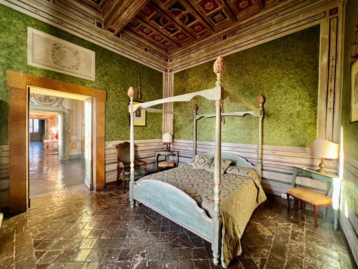 Vesconte Residenza D'epoca Dal 1533 Maison d'hôtes 2*
